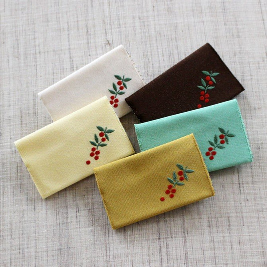 名刺・カード入れ(両面刺繍)　【南天】
